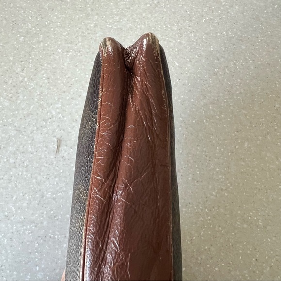 Vintage Louis Vuitton Monogram Large Wristlet - Picture 7 of 12